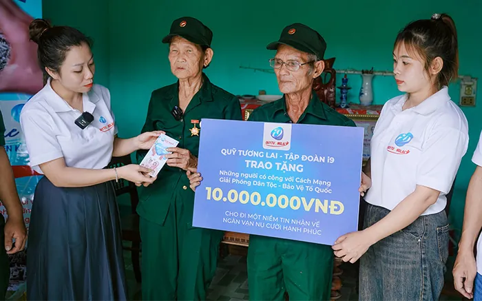 Hình ảnh hỗ trợ khách hàng và liên hệ, đại diện cho top nhà cái uy tín